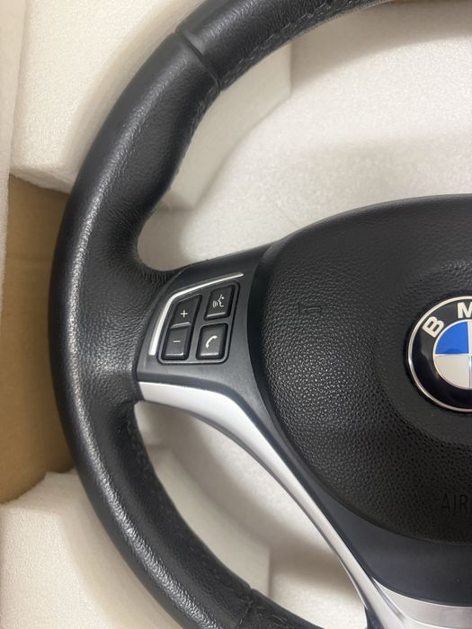Volante BMW  X1 2015- Usado