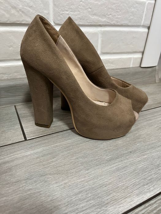 босоніжки 37 розмір