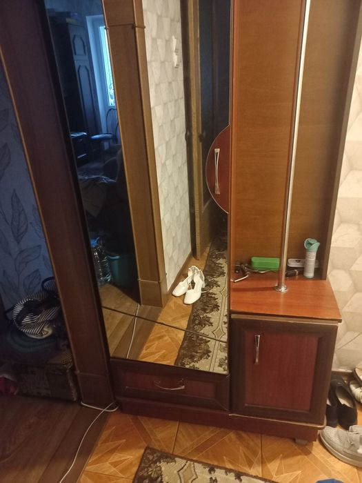 меблі в передпокій  б/ у