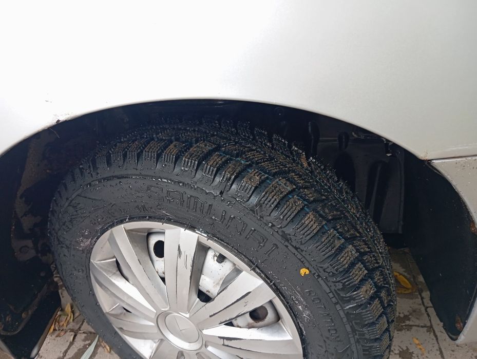 Продаю живе авто