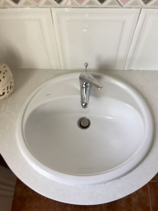 Bancada casa de banho lavatório e torneira