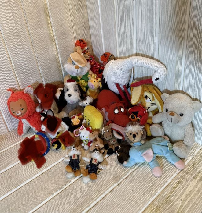 Лот інтерактивних та мʼяких іграшок