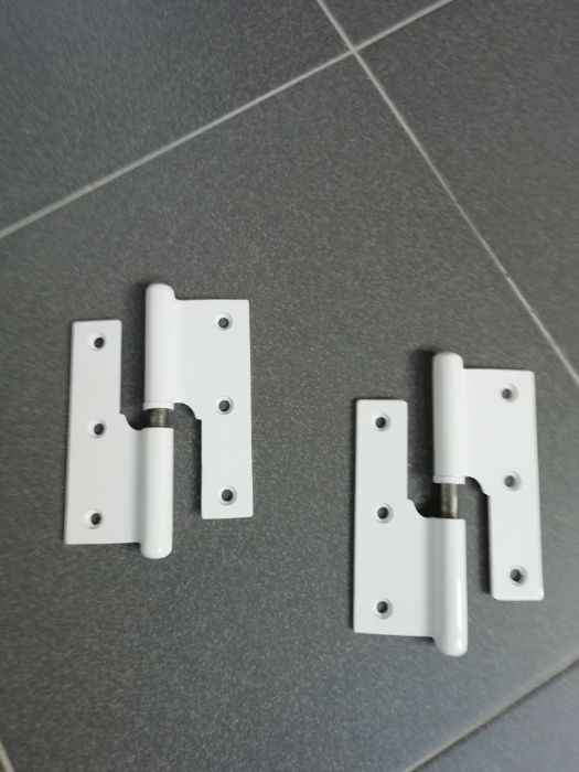 Dobradiças de Porta, Lacadas