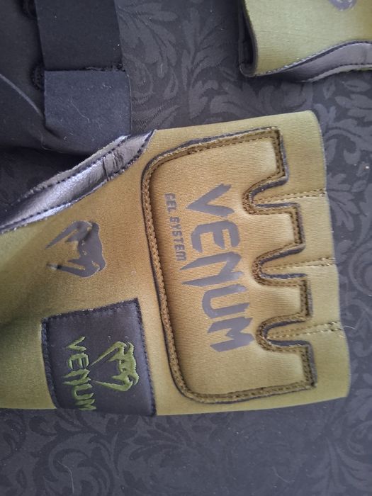 Luvas mma novas nunca usadas