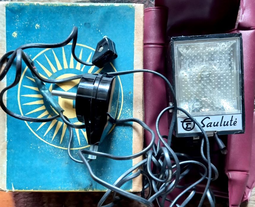 Продам вспышку времен СССР