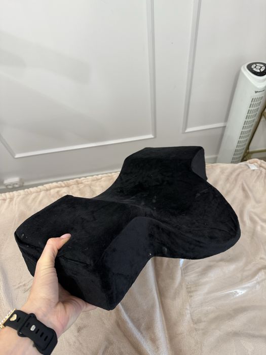 Fotel kosmetyczny łóżko  kosmetyczne poduszka do rzęs  polecam