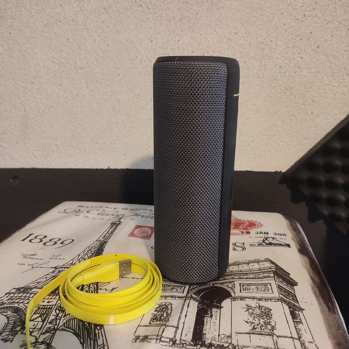 Coluna portátil UE BOOM 2