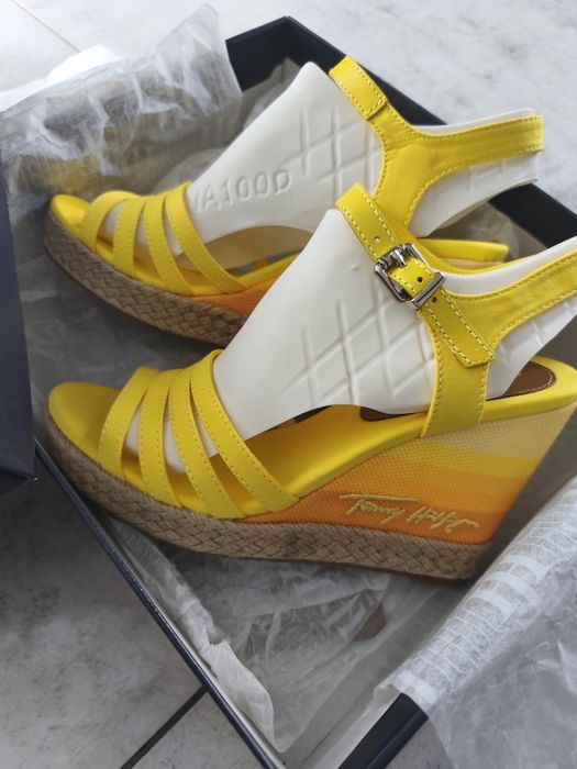 Sandały damskie Tommy Hilfiger 39