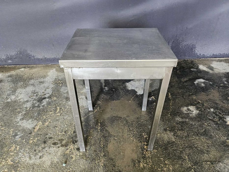 Bancada de apoio em inox