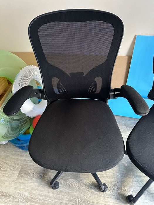 Brand-new office chairs from STAPLES