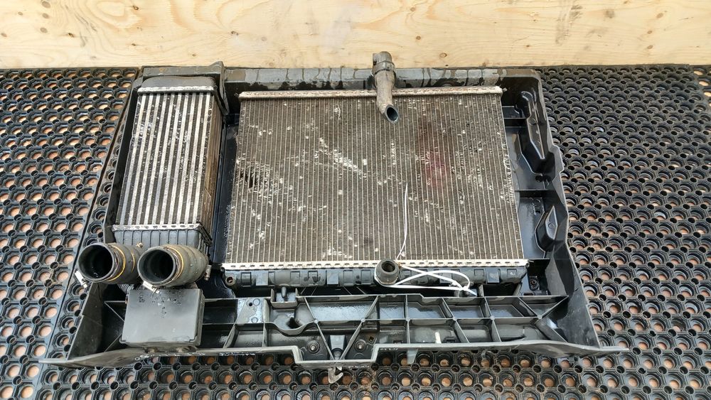 Scudo Expert Jumpy Ii Hdi Pas Przedni Komplet