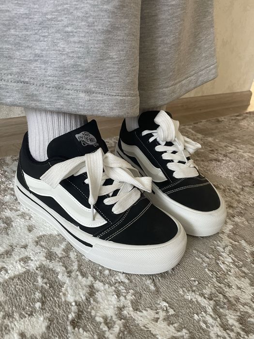 Кеди vans of the wall 39 розмір