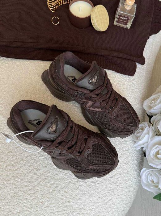 Жіночі кросівки New Balance 9060 Chocolate Brown