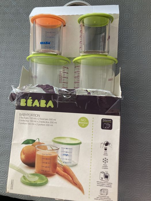 Biberões, caixas de alimentos, pratos, termos
