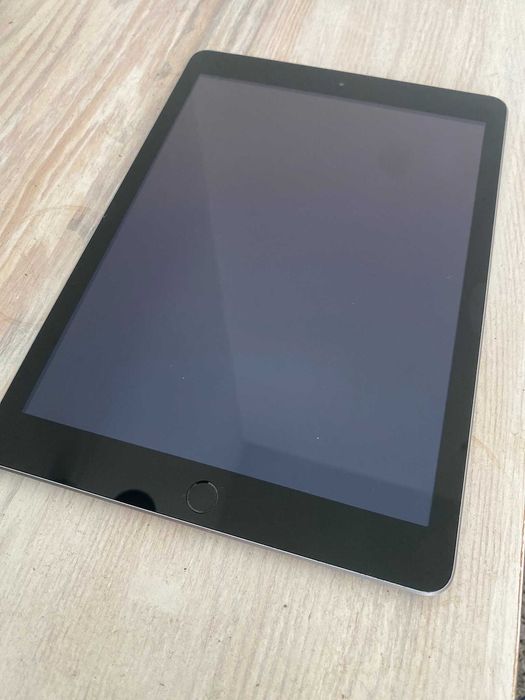 APPLE iPad 5 A1823 LTE karta sim 128GB