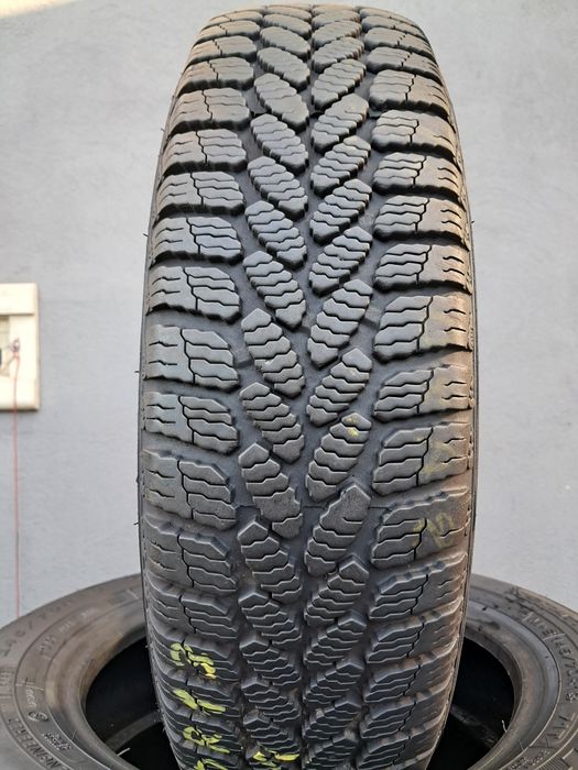 Opony używane 2x 145/70R13 Dębica Frigo 2 Zimowe Gwarancja