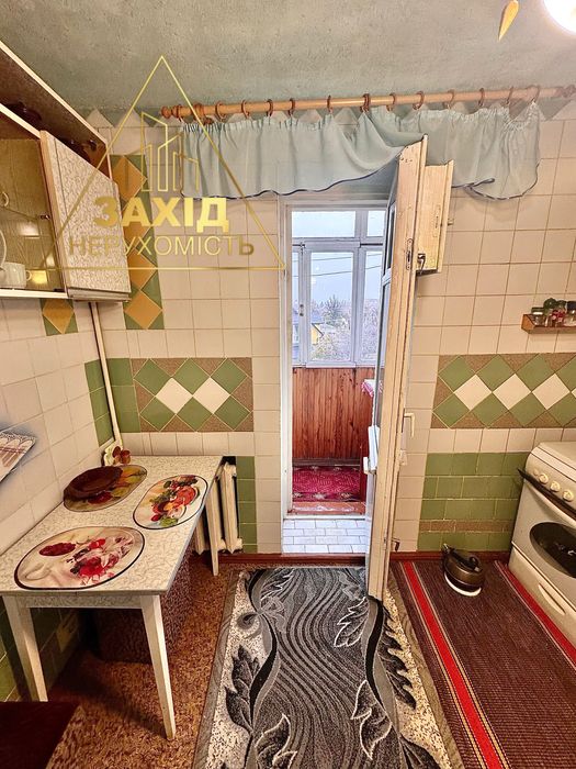 2 кімнатна р-н вул. Ковельська 3 поверх