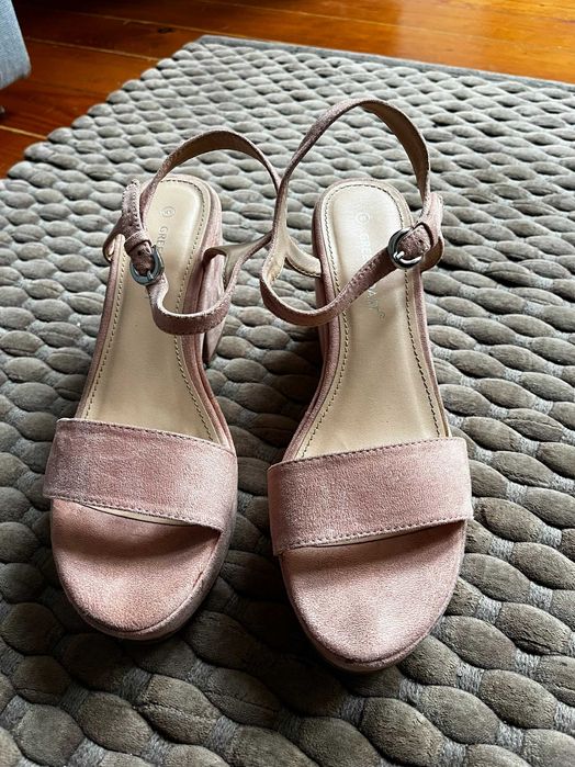 Sandálias de salto alto da Green Coast n41 em rosa claro