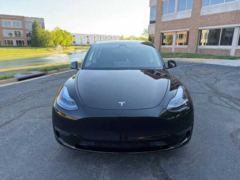 2025 Tesla Model Y Long Range