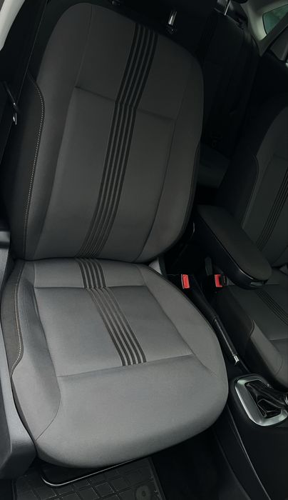 Продам свій Офіційний Фольксваген Поло 1,6 МРі automatic