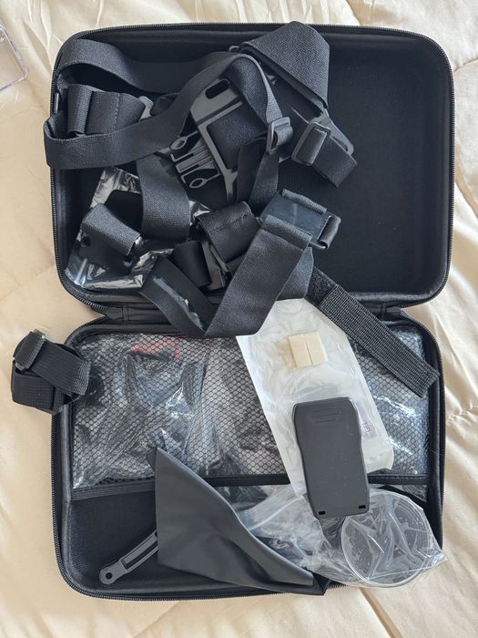 GoPro Hero 7 Black + acessórios - com Caixa (práticamente nova)