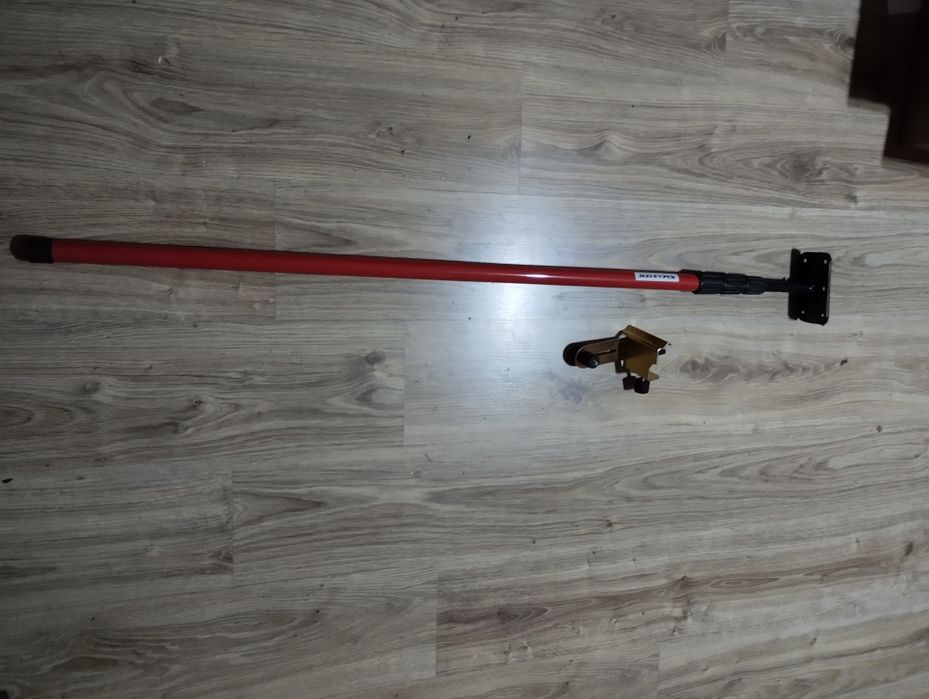 tyczka rozporowa do lasera krzyzowego