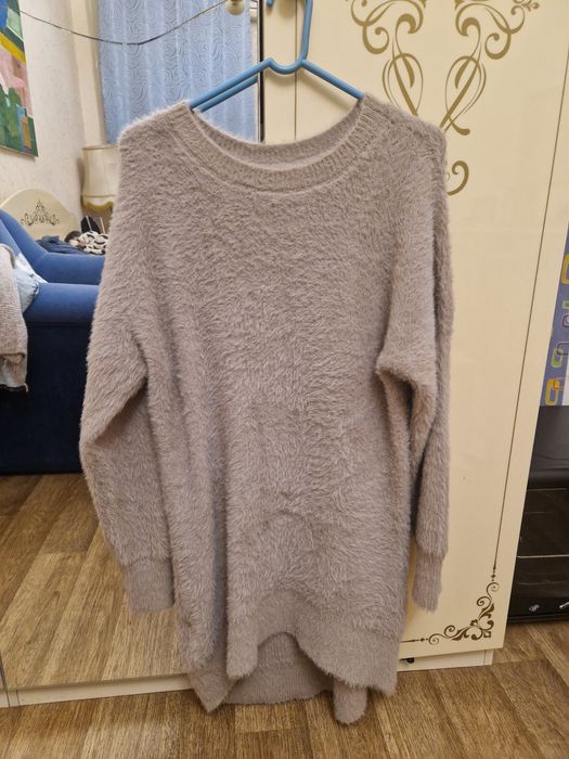 Продам очень милый свитер