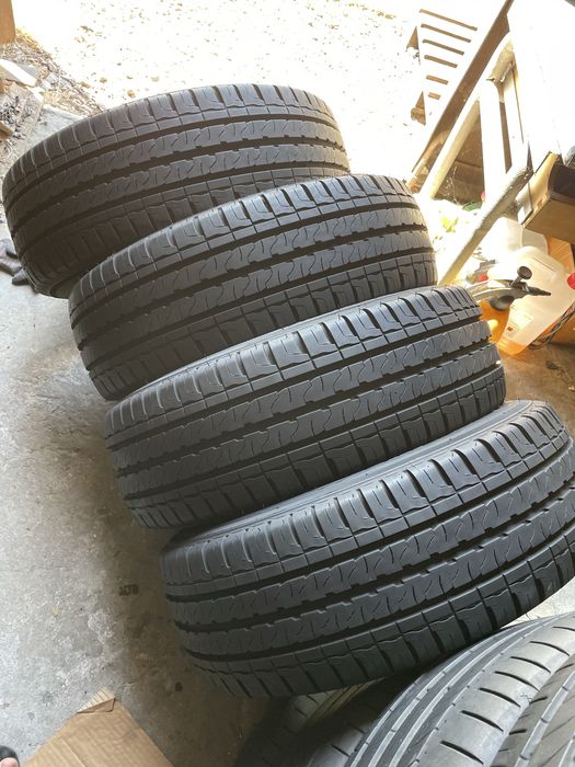 205/65 R15C Kleber (Romania) 4шт./ як нові