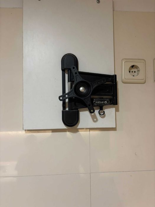 Suporte de Parede Articulado para pequenos Monitores ou Televisões