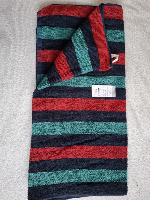 Recznik frotte wojskowy WP 50X100 wzór 723/MON nowy.