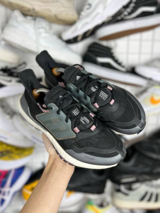 Кроссовки Adidas UltraBoost р(41)