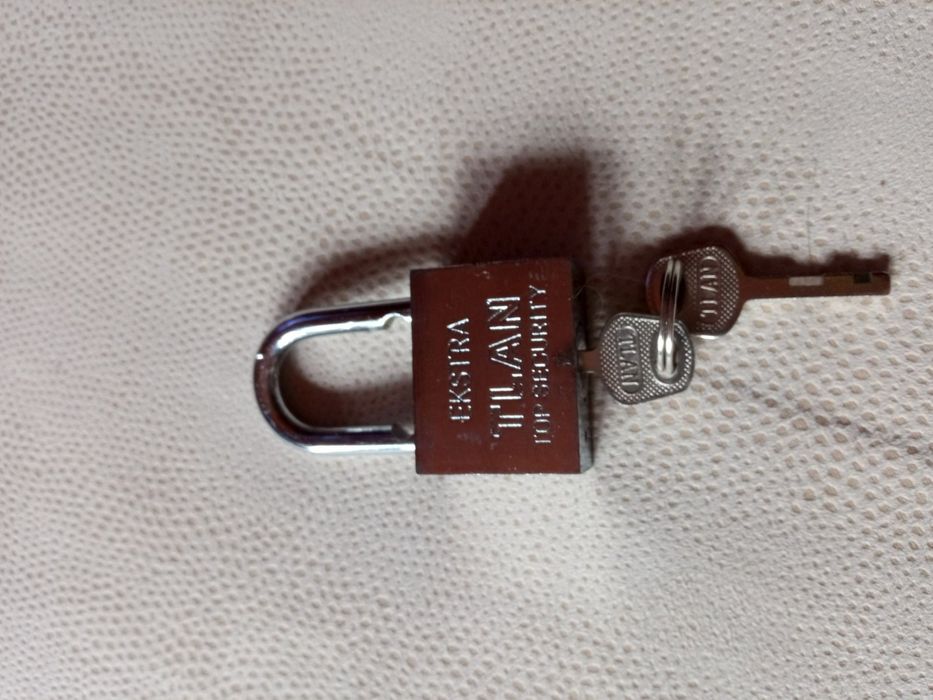 Продам Навесной замок.