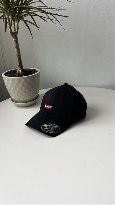 Оригінал ! Бейсболка  Levi’s  Flexfit® Housemark Logo Cap