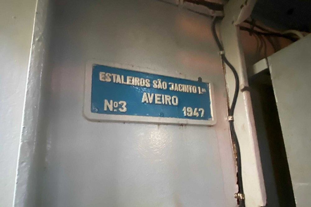 Embarcação histórica 1947 - AL MT - 33m - 150 lugares - URGÊNCIA