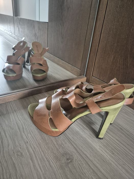 Buty letnie wysoki obcas Gino Rossi