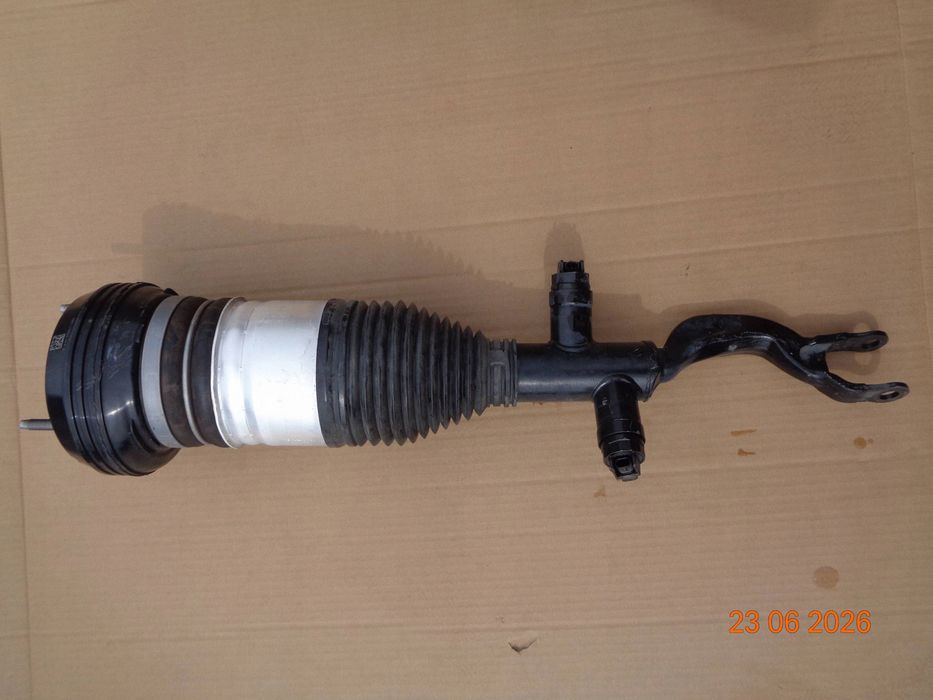 amortyzator pneumatyczny przedni prawy mercedes-benz s w223 a2233201005 amg