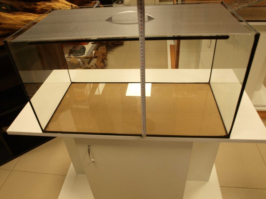 Akwarium proste  + siatka  metal pokrywa 70x36x38
