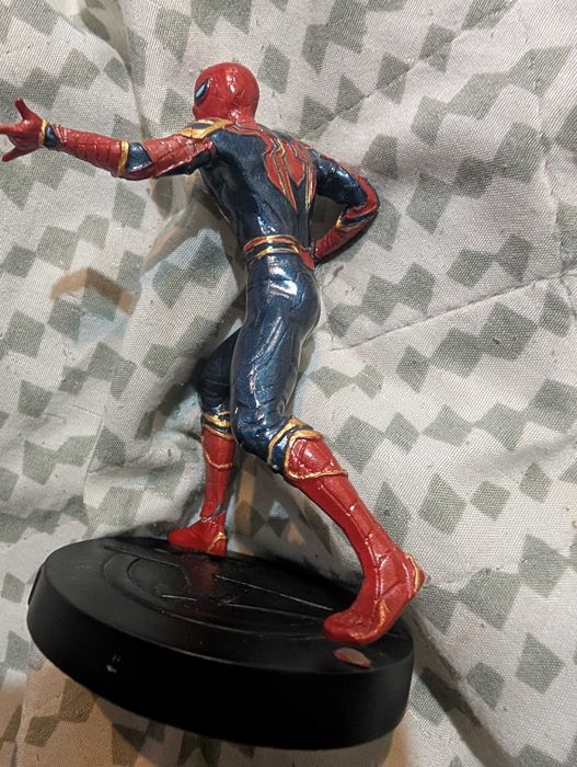 figurka iron spiderman eaglemoss