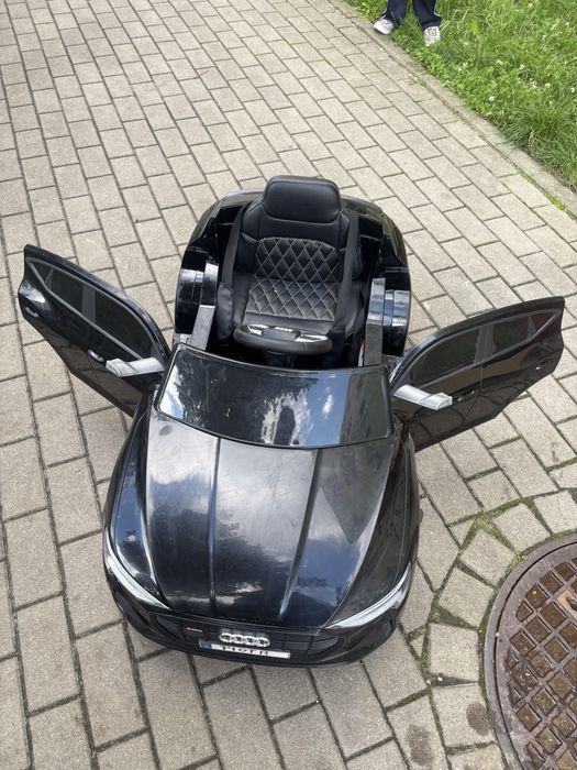 Auto na akumulator audi + pilot