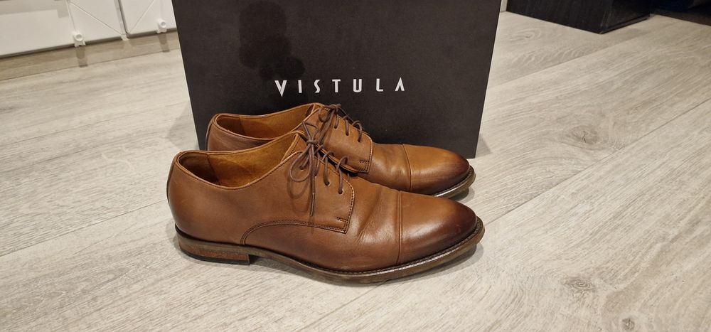 Eleganckie buty Vistula rozmiar 40