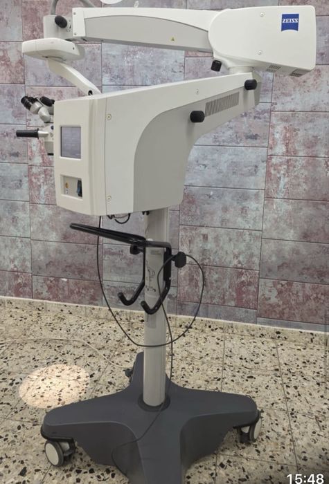 Мікроскоп Zeiss OPMI Lumera