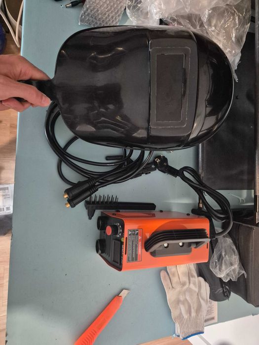 Máquina de soldar – vendo ou troco.