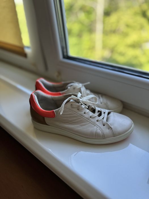 Кеди Ecco яскраві 39 р