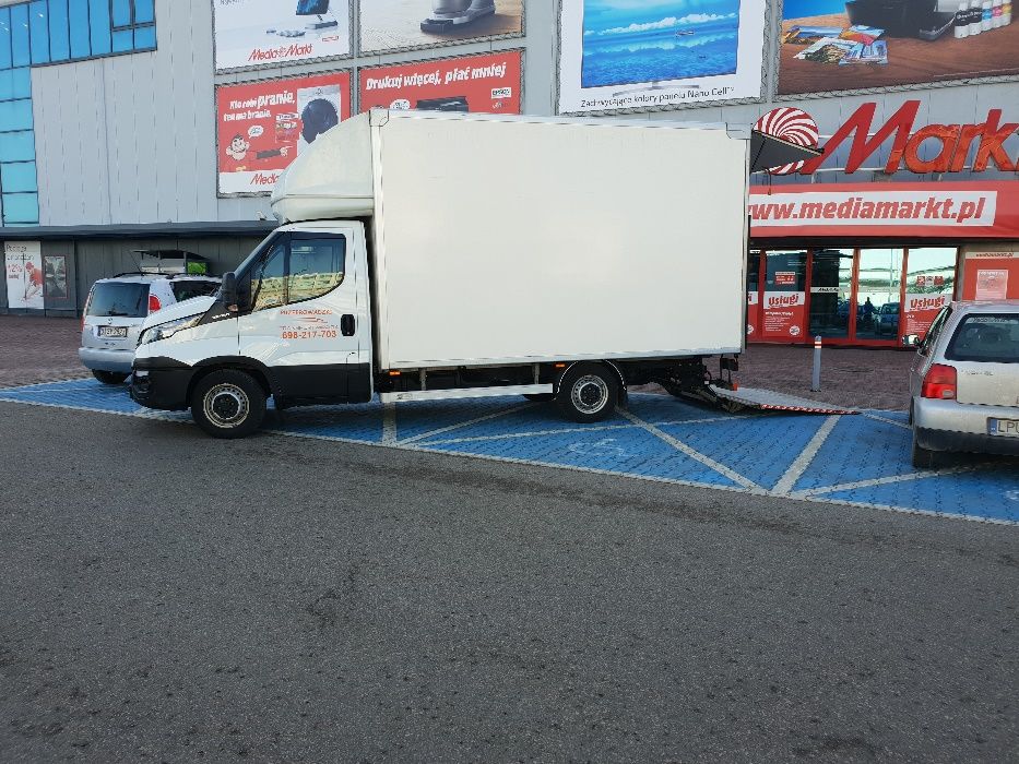 Przeprowadzki,Transport  24h/7,transport mebli,magazynowanie auta z wi