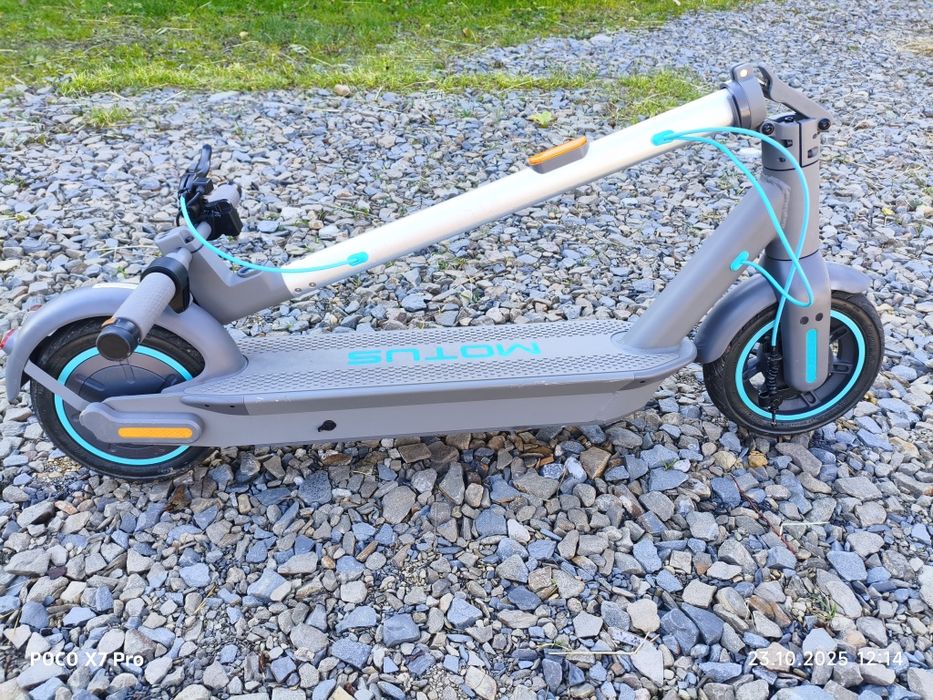 Hulajnoga elektryczna  Motus Scooty 10, 5 generacji