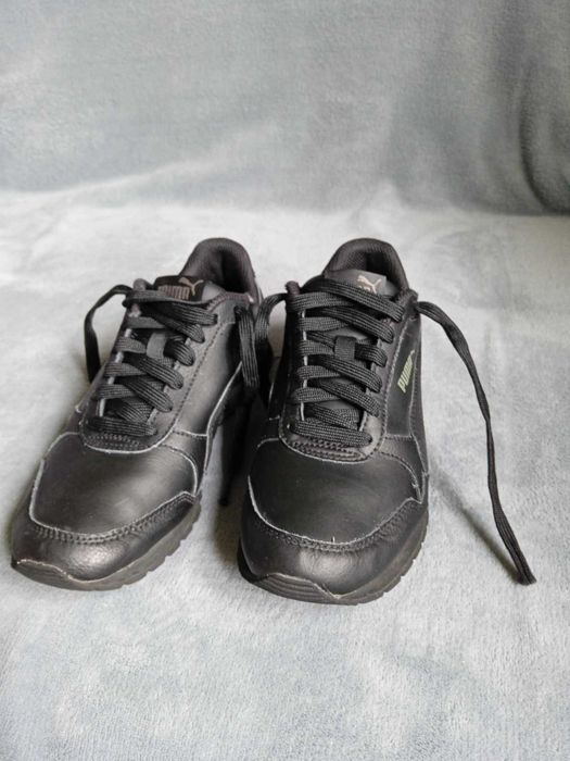 czarne buty puma