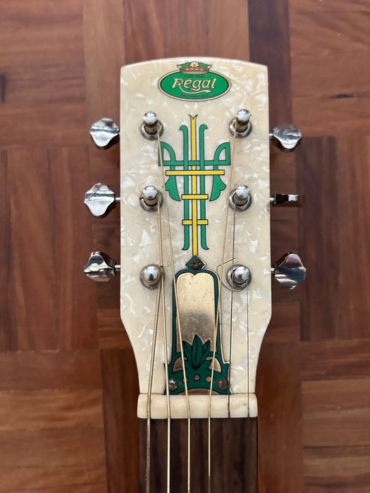 Resonator Guitar - Regal RC 51 (anos 2000) Descida Temporária de Preço!