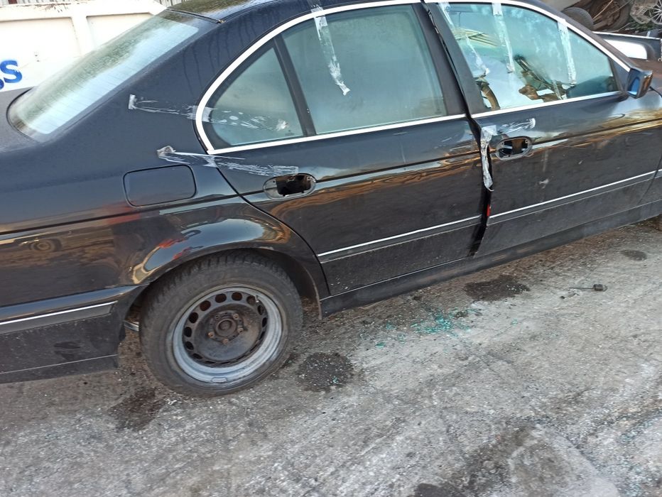 BMW e39 sedan drzwi prawe  lewe 303/9 przód tył zdrowe maska tanio