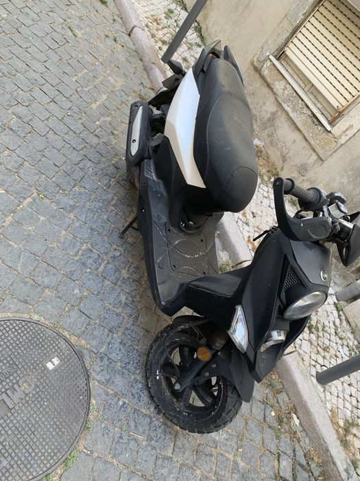 SYM Crox 50cc (Avariada/Parada) - Para Reparar ou Peças