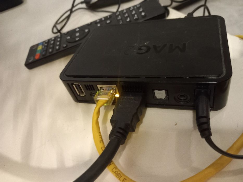 MAG 250 box  IPTv